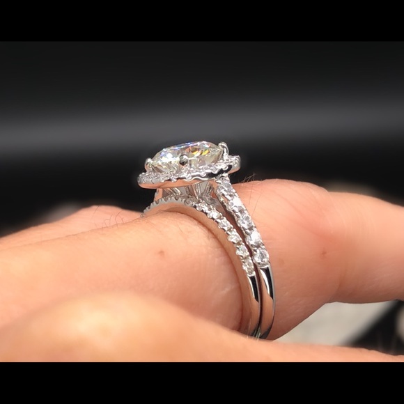 Moissanite Diamond rings set with certificate - Picture 4 of 17